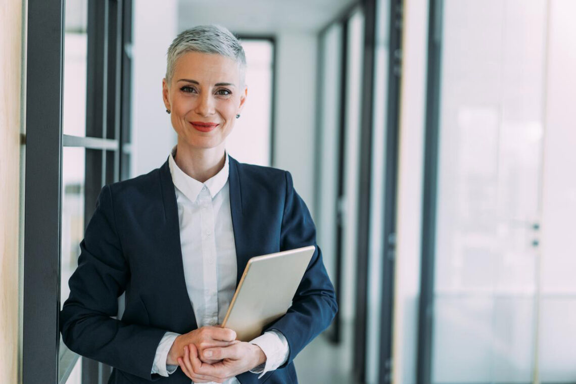 How to Succeed as a Real Estate Agent Post-Settlement | Hondros College