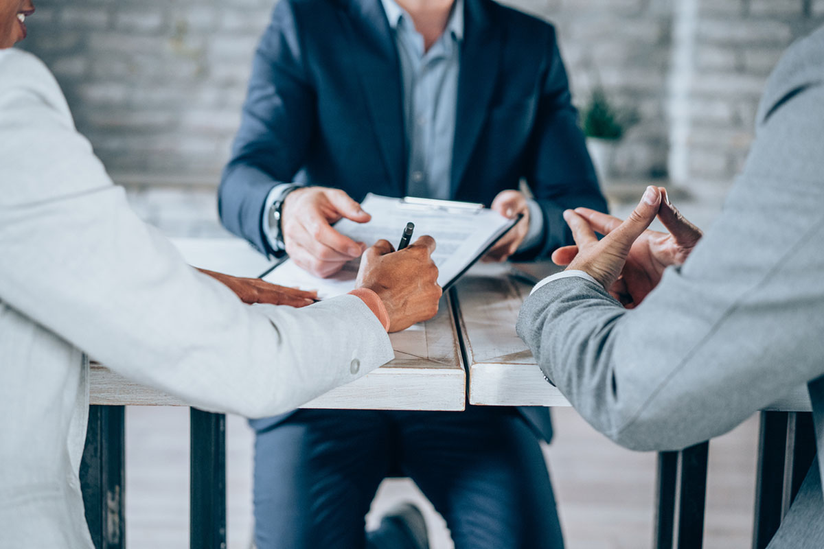 Ohio real estate agents need to understand the differences between a deed and title. 